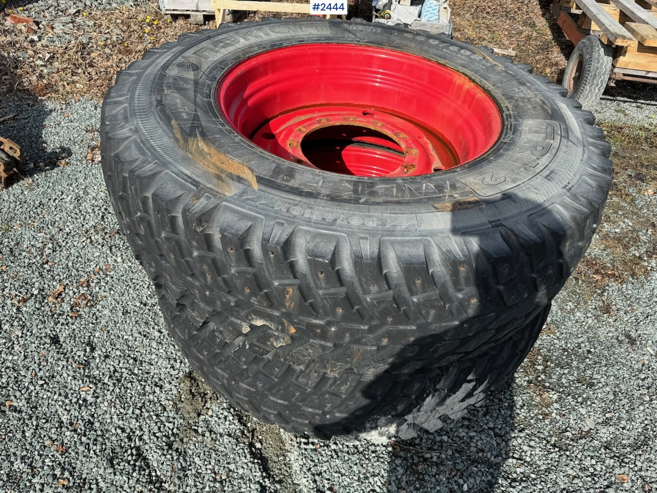 Nokian TRI2 wheelset from Fendt 936 - Ratas - Žemės ūkio technika: foto 4 Nokian TRI2 wheelset from Fendt 936 - Ratas - Žemės ūkio technika: foto 4