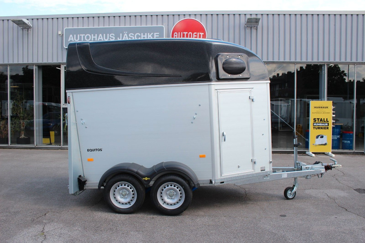 Humbaur Equitos Alu Plus 2400 Pferdeanhänger Sattelkamme - Gyvulių pervežimo priekaba: foto 2 Humbaur Equitos Alu Plus 2400 Pferdeanhänger Sattelkamme - Gyvulių pervežimo priekaba: foto 2