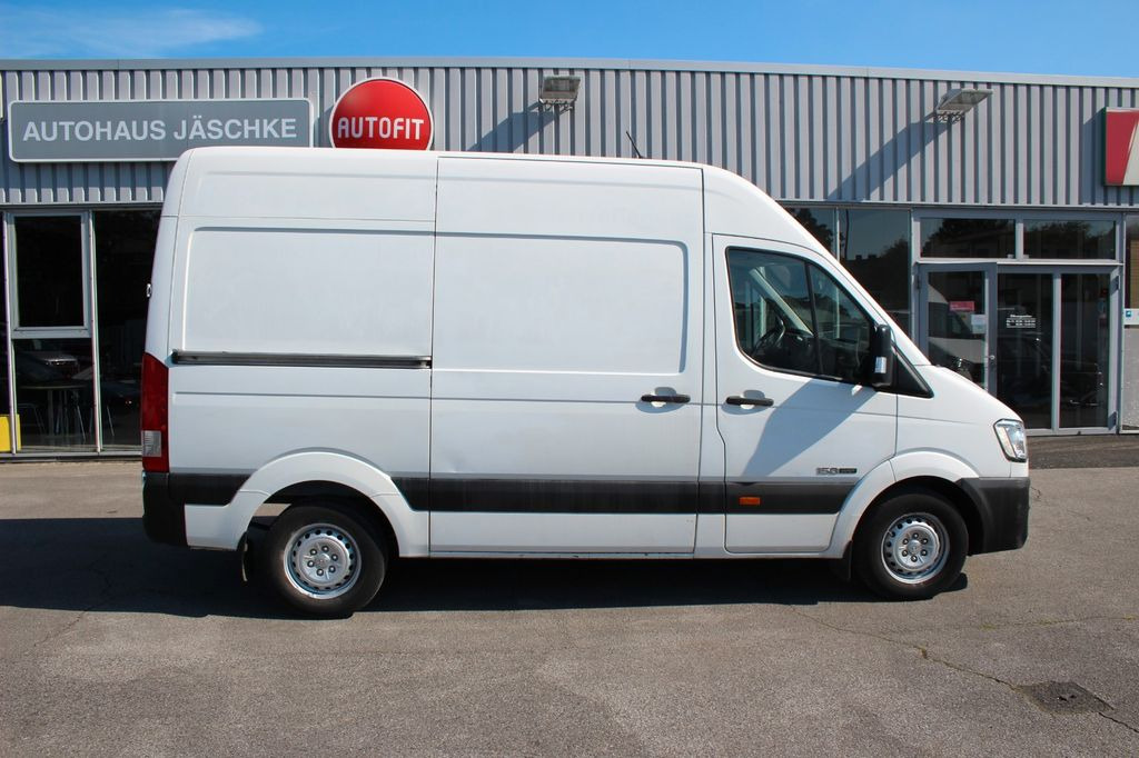 Hyundai H350 Klima L2H2 1.Hand 137tKM - Mikroautobusas, Keleivinis furgonas: foto 5 Hyundai H350 Klima L2H2 1.Hand 137tKM - Mikroautobusas, Keleivinis furgonas: foto 5