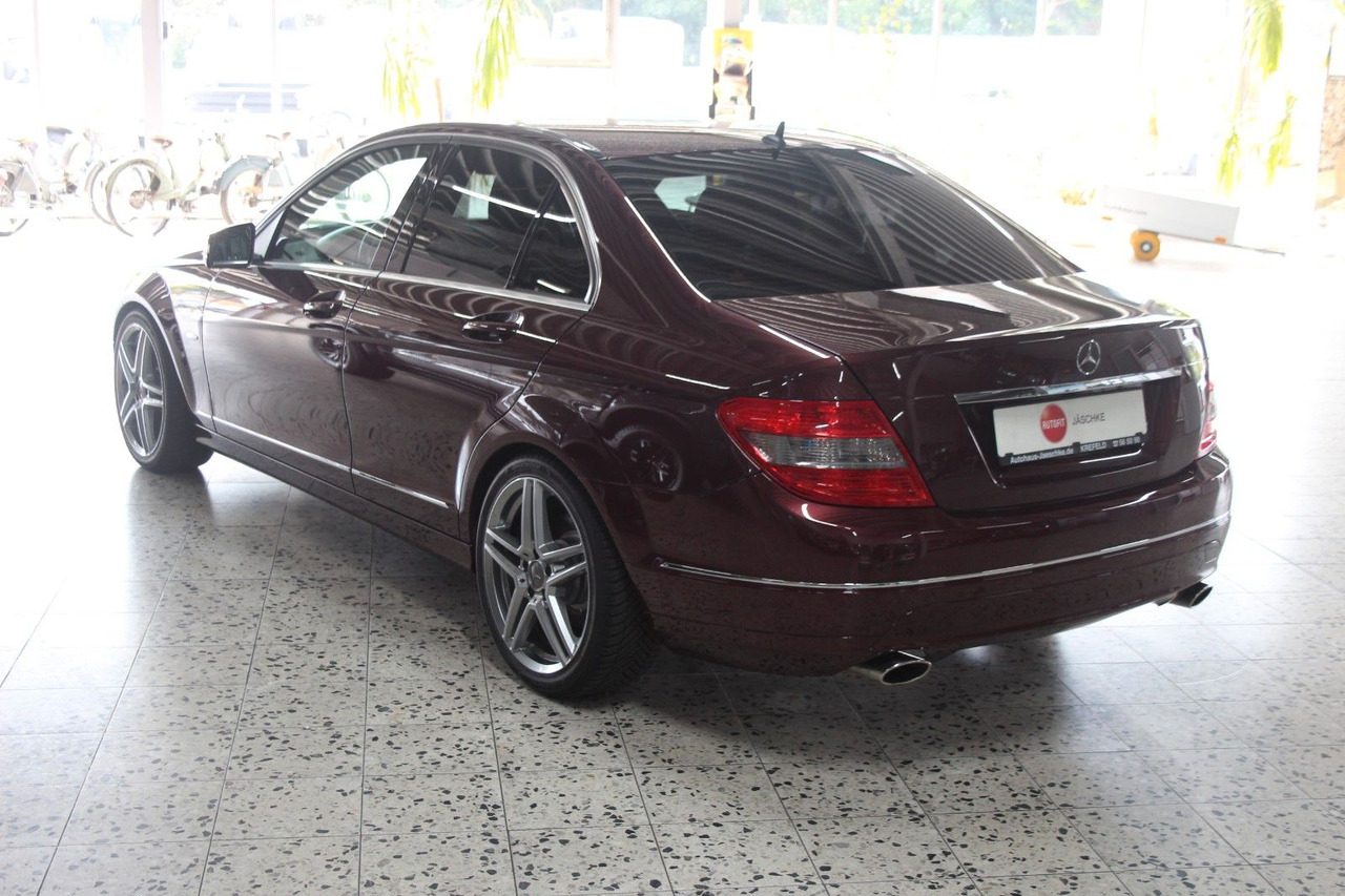 Mercedes-Benz C 230 Avantgarde Automatik sehr gepflegt! 130tKM - Sedanas: foto 3 Mercedes-Benz C 230 Avantgarde Automatik sehr gepflegt! 130tKM - Sedanas: foto 3