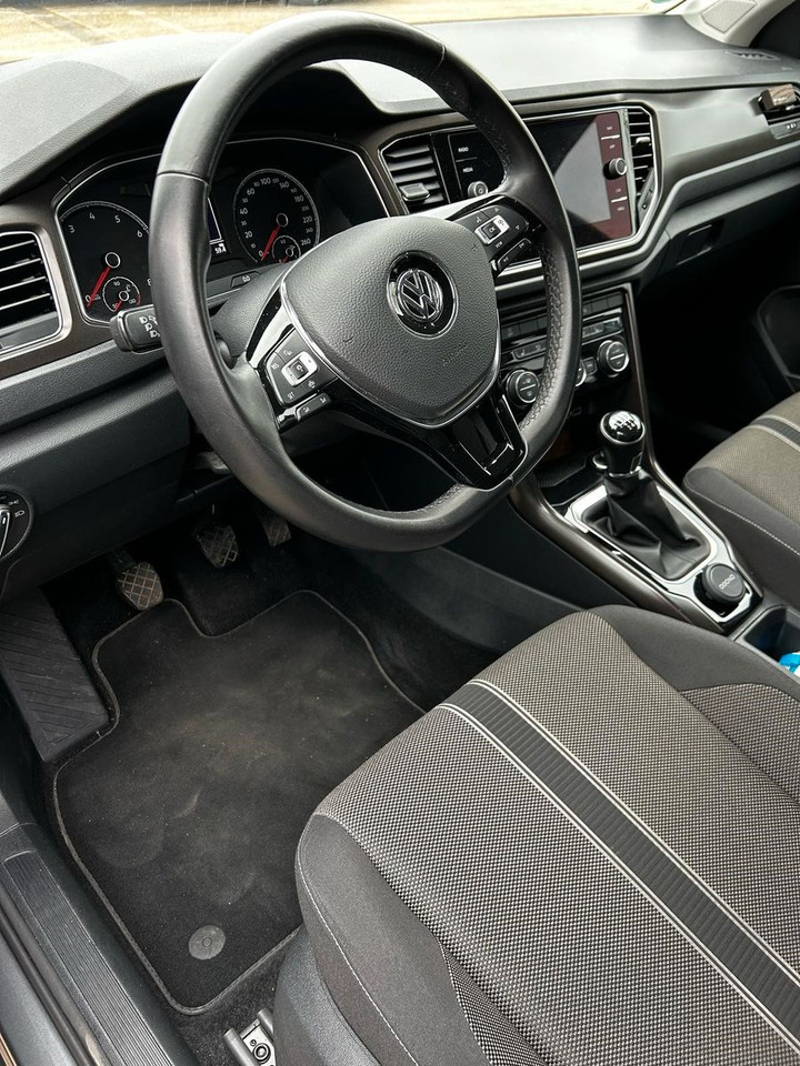 Volkswagen T-Roc Style - Visureigis: foto 5 Volkswagen T-Roc Style - Visureigis: foto 5