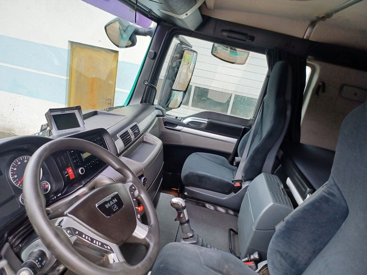 Savivartis sunkvežimis, Sunkvežimis su kranu MAN TGS 26.360: foto 6