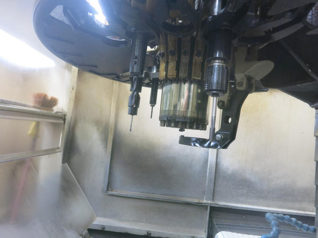 Chiron FZ 12 W Manum - CNC apdirbimo centras: foto 4 Chiron FZ 12 W Manum - CNC apdirbimo centras: foto 4