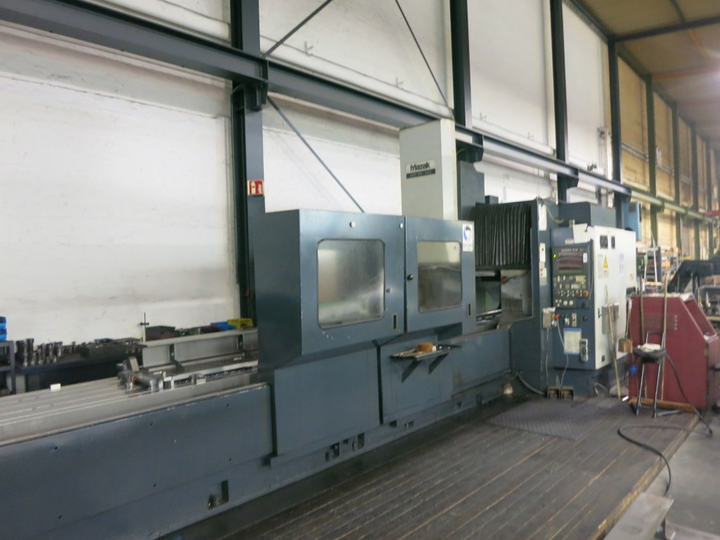 MAZAK AJV-35/240 - Frezavimo staklės: foto 3 MAZAK AJV-35/240 - Frezavimo staklės: foto 3