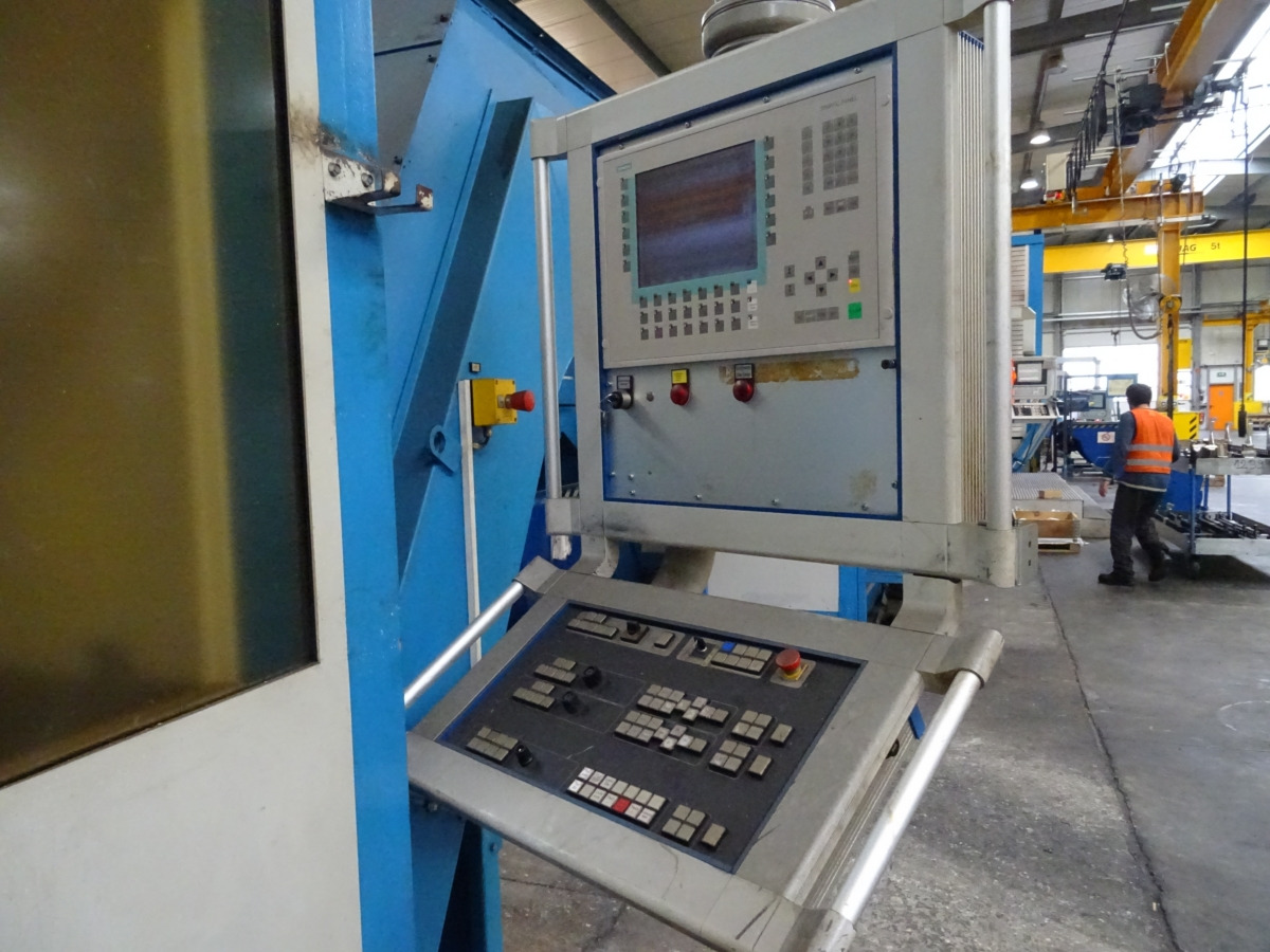 STANKO 1525 / 2008 - Metalo tekinimo staklės: foto 2 STANKO 1525 / 2008 - Metalo tekinimo staklės: foto 2