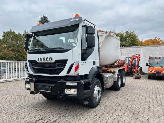Iveco 410 TRAKKER Wechselsystem Kipper + Asphaltmulde - Nuožulnaus pakėlimo ant platformos sunkvežimis: foto 1 Iveco 410 TRAKKER Wechselsystem Kipper + Asphaltmulde - Nuožulnaus pakėlimo ant platformos sunkvežimis: foto 1