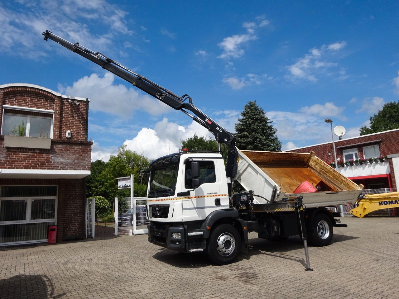 MAN 15.290 TGM 3Skipper + HIAB 111-B3 HIDUO Kran 4x2 - Savivartis sunkvežimis, Sunkvežimis su kranu: foto 2 MAN 15.290 TGM 3Skipper + HIAB 111-B3 HIDUO Kran 4x2 - Savivartis sunkvežimis, Sunkvežimis su kranu: foto 2