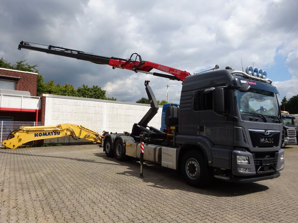 MAN 26.500 Abroller + Fassi F125A Kran 6x2-4 Allrad MAN 26.500 Abroller + Fassi F125A Kran 6x2-4 Allrad - Hook-lift sunkvežimis, Sunkvežimis su kranu: foto 3 MAN 26.500 Abroller + Fassi F125A Kran 6x2-4 Allrad MAN 26.500 Abroller + Fassi F125A Kran 6x2-4 Allrad - Hook-lift sunkvežimis, Sunkvežimis su kranu: foto 3