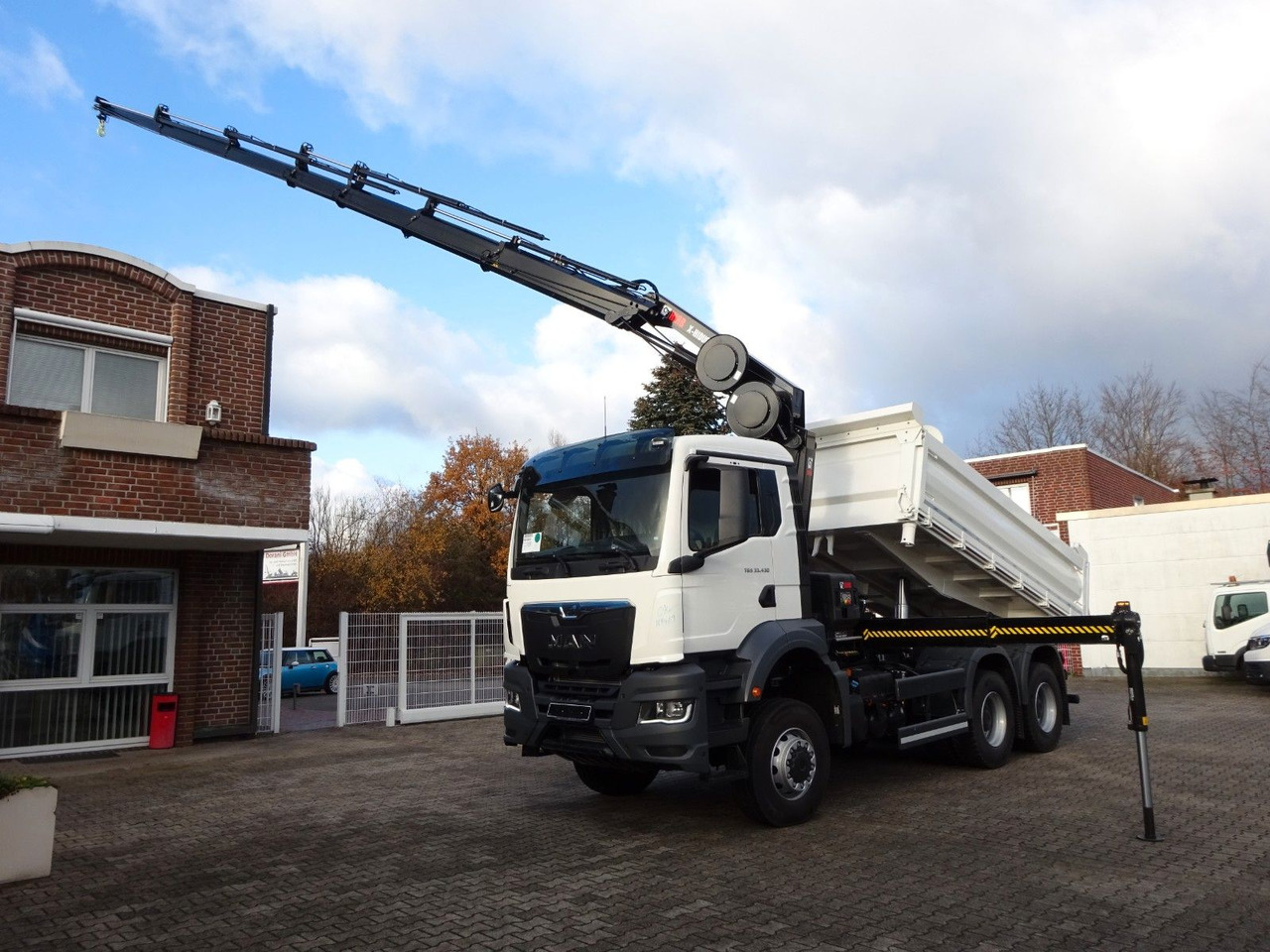MAN 33.430 6x6 3-SEITENKIPPER KRAN HIAB 228- 6HYDRO - Savivartis sunkvežimis, Sunkvežimis su kranu: foto 3 MAN 33.430 6x6 3-SEITENKIPPER KRAN HIAB 228- 6HYDRO - Savivartis sunkvežimis, Sunkvežimis su kranu: foto 3