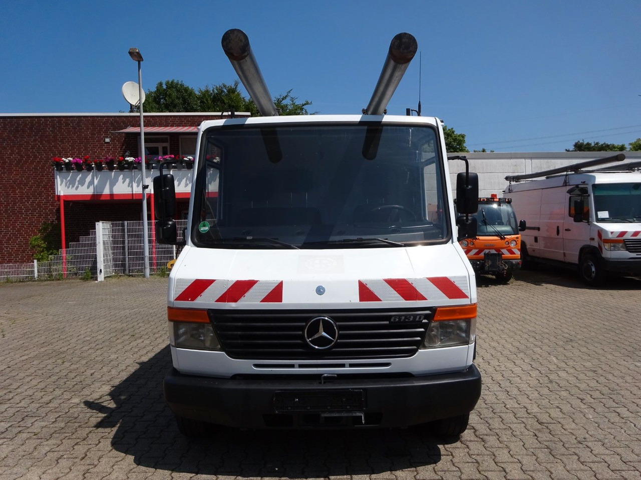 Mercedes-Benz 613D Vario Kasten 4x2 - Krovininis mikroautobusas: foto 4 Mercedes-Benz 613D Vario Kasten 4x2 - Krovininis mikroautobusas: foto 4