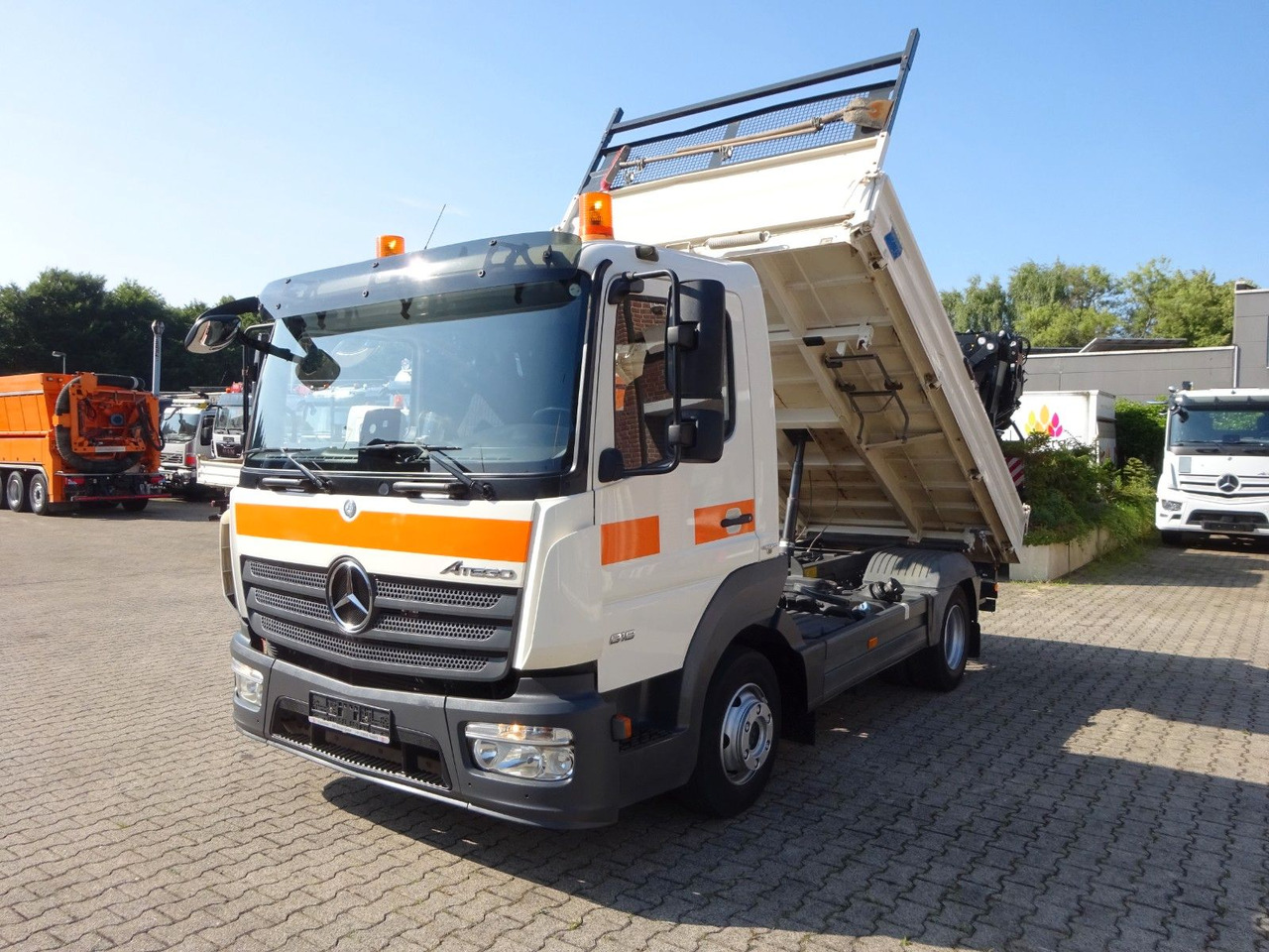 Mercedes-Benz 818 Atego MEILLER 3Skipper 4x2 - Savivartis sunkvežimis: foto 1 Mercedes-Benz 818 Atego MEILLER 3Skipper 4x2 - Savivartis sunkvežimis: foto 1