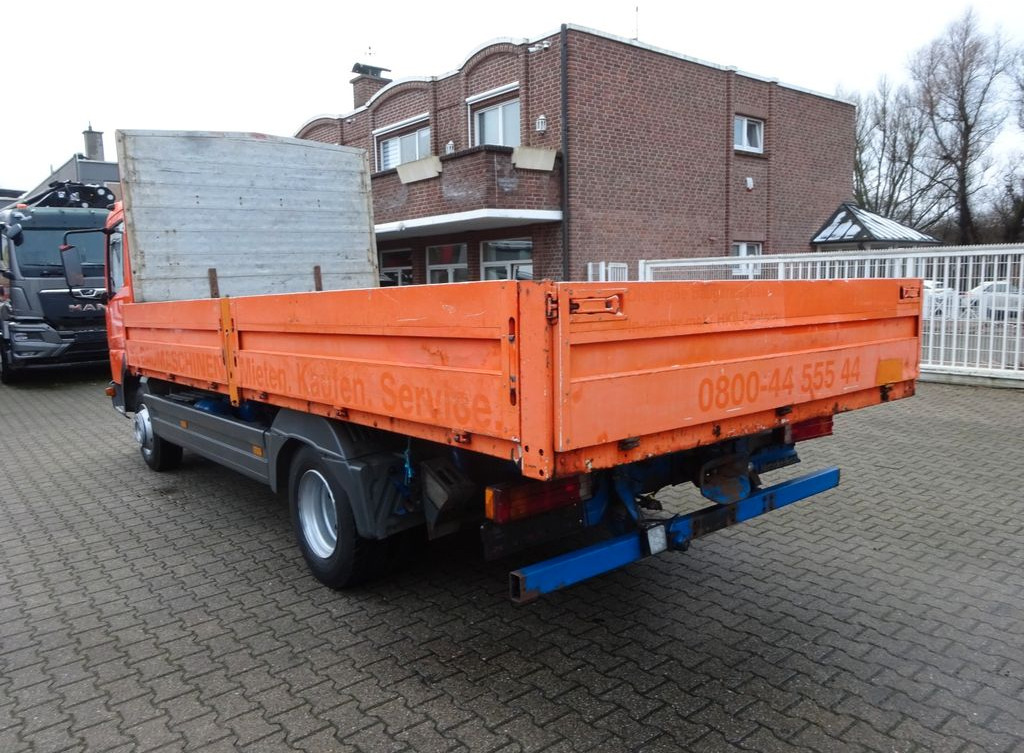Mercedes-Benz 818 Atego Pritsche 4x2 - Bortinis automobilis: foto 4 Mercedes-Benz 818 Atego Pritsche 4x2 - Bortinis automobilis: foto 4