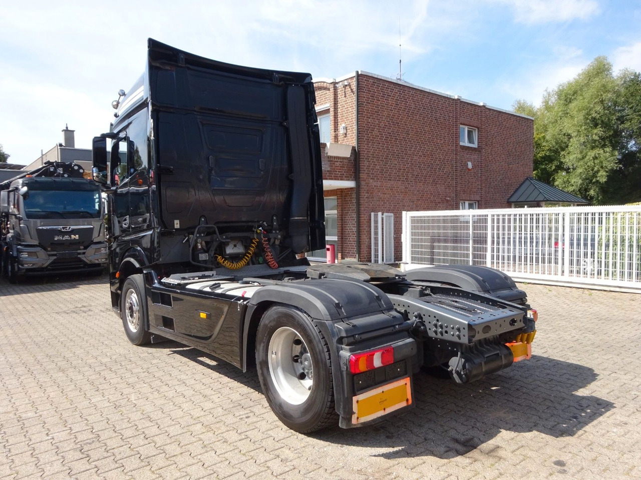 Mercedes-Benz 1845 Actros Megaspace SZM 4x2 - Vilkikas: foto 4 Mercedes-Benz 1845 Actros Megaspace SZM 4x2 - Vilkikas: foto 4