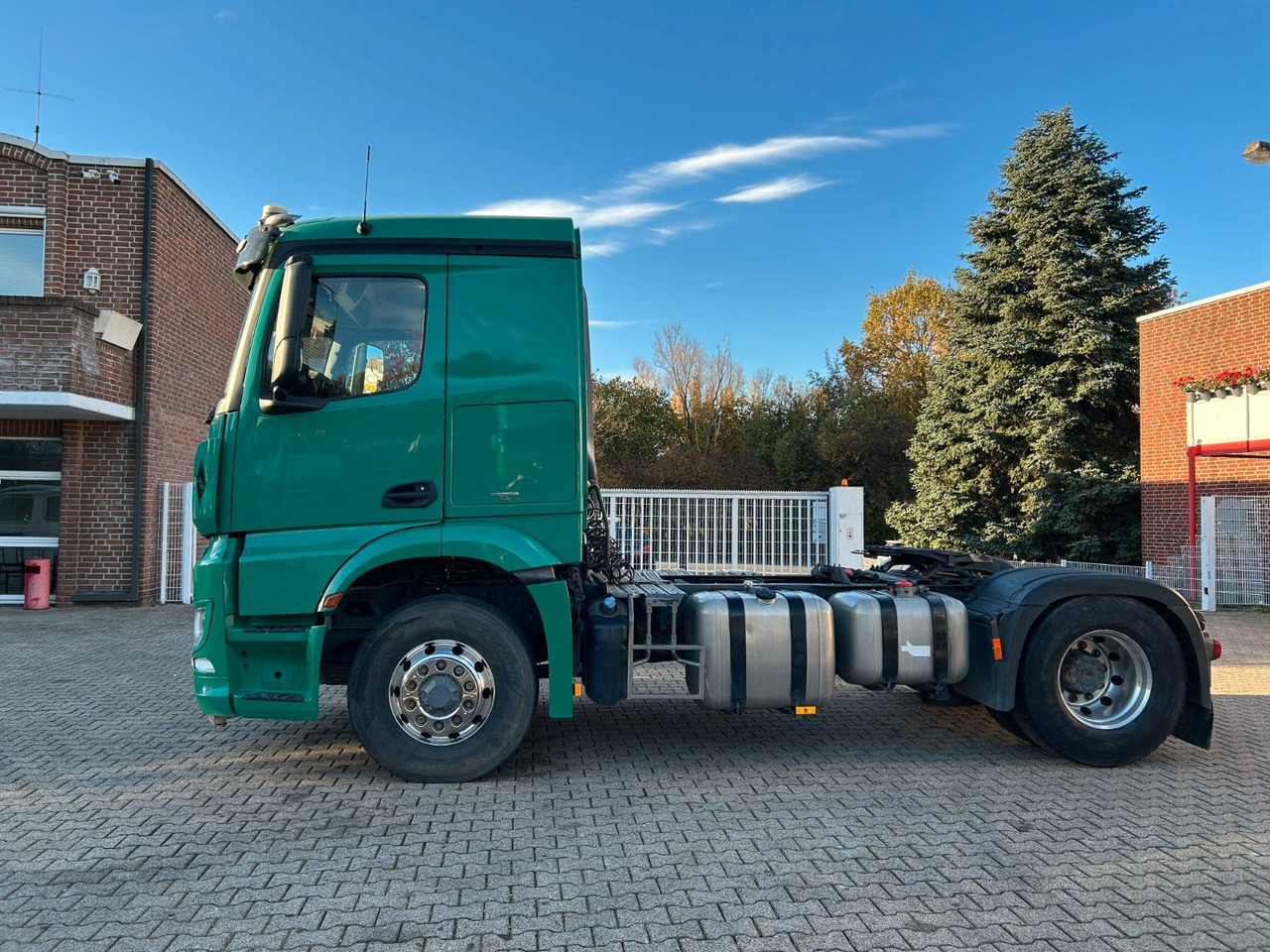 Mercedes-Benz Arocs 1845 SZM 4x4 HAD - Vilkikas: foto 5 Mercedes-Benz Arocs 1845 SZM 4x4 HAD - Vilkikas: foto 5