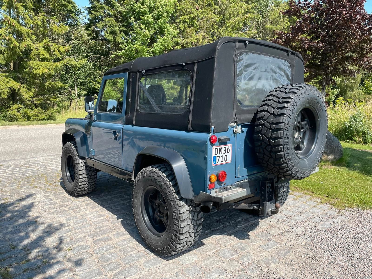 Land Rover LR Defender 90 Soft Top V8 Automatic 60000 brutt Land Rover LR Defender 90 SoftTop V8 Automatic - Pikapas: foto 3 Land Rover LR Defender 90 Soft Top V8 Automatic 60000 brutt Land Rover LR Defender 90 SoftTop V8 Automatic - Pikapas: foto 3