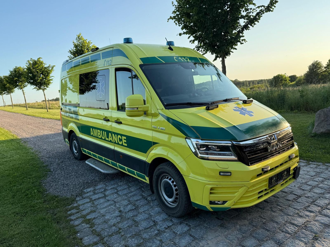 MAN TGE 4.180 Ambulance * 29 800 € netto *RESERVED - Greitosios pagalbos automobilis: foto 1 MAN TGE 4.180 Ambulance * 29 800 € netto *RESERVED - Greitosios pagalbos automobilis: foto 1