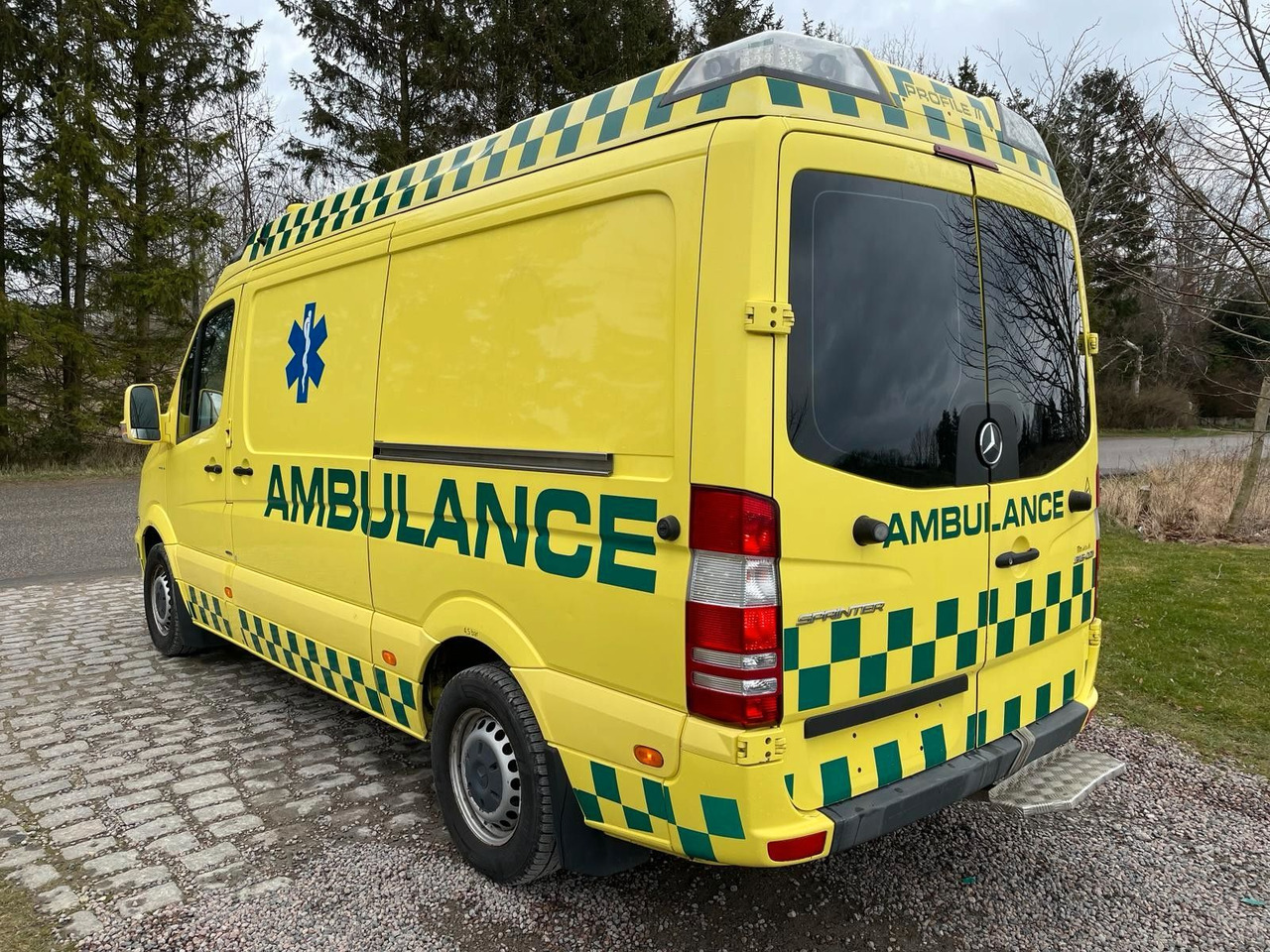 Mercedes-Benz Sprinter 316 CDI Aut *14 000 € netto - Greitosios pagalbos automobilis: foto 3 Mercedes-Benz Sprinter 316 CDI Aut *14 000 € netto - Greitosios pagalbos automobilis: foto 3