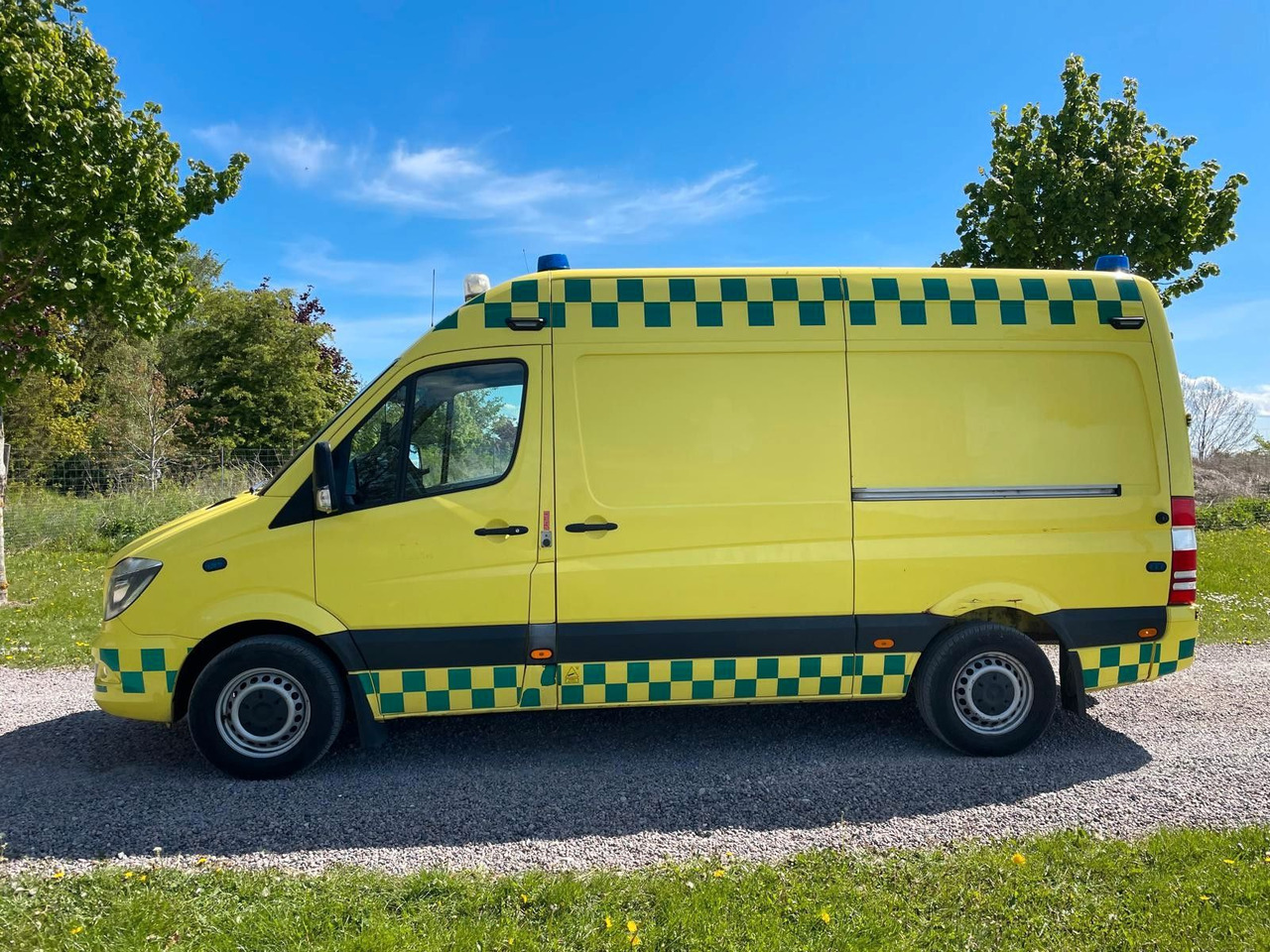 Mercedes-Benz Sprinter II Kasten 316 CDI Aut Ambulance* - Greitosios pagalbos automobilis: foto 2 Mercedes-Benz Sprinter II Kasten 316 CDI Aut Ambulance* - Greitosios pagalbos automobilis: foto 2