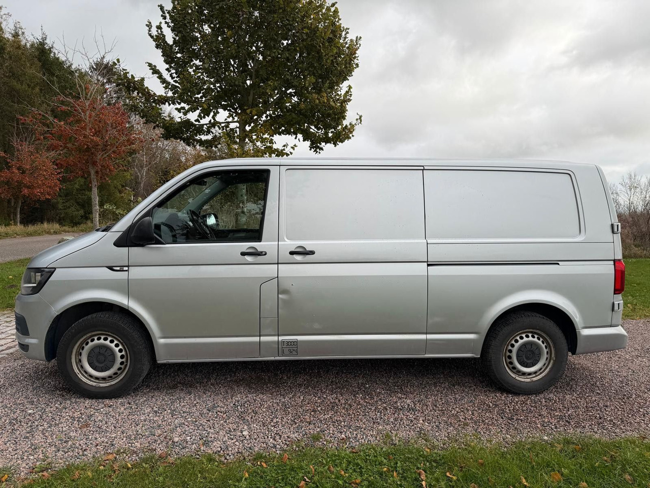 Volkswagen T6 Transporter Kasten lang - Keleivinis furgonas: foto 2 Volkswagen T6 Transporter Kasten lang - Keleivinis furgonas: foto 2