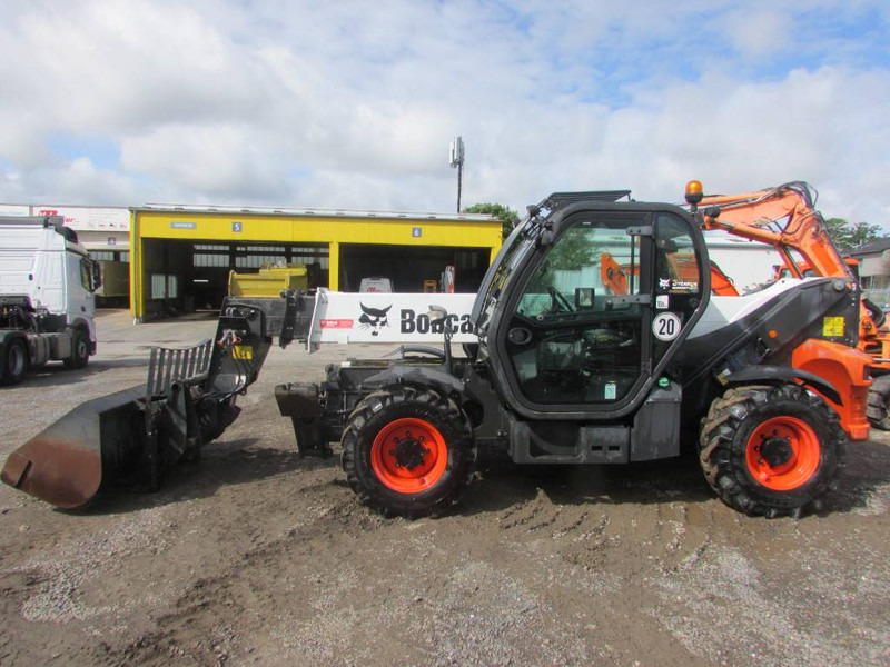 Bobcat T35.130 SB Teleskoplader 47.500 EUR - Teleskopinis krautuvas: foto 1 Bobcat T35.130 SB Teleskoplader 47.500 EUR - Teleskopinis krautuvas: foto 1