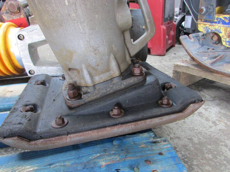 Bomag BT 65 Stampfer 1.200 EUR netto Tamper - Kompaktorius: foto 4 Bomag BT 65 Stampfer 1.200 EUR netto Tamper - Kompaktorius: foto 4
