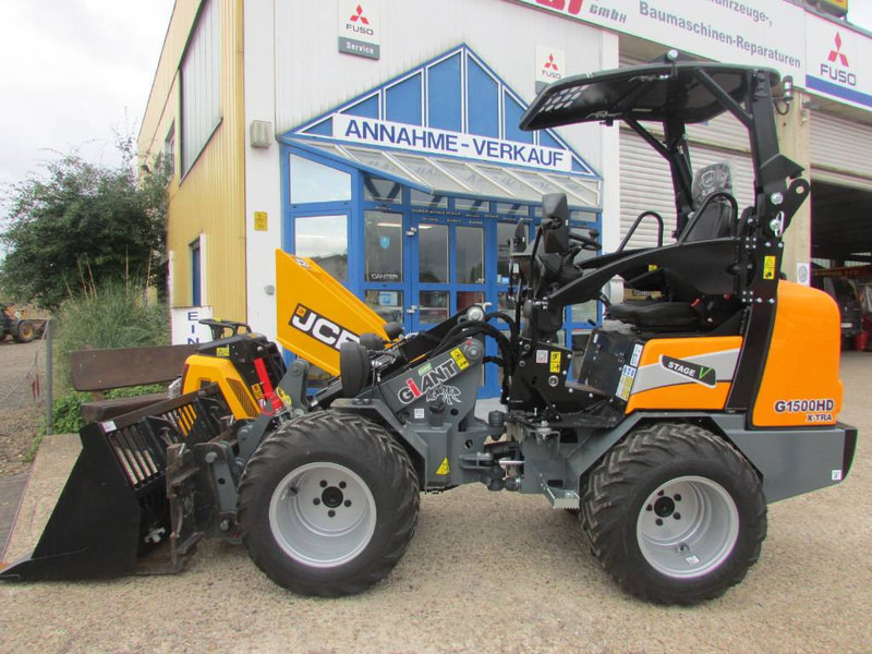 Giant G 1500 X-tra HD Canopy 29.900 EUR - Ratinis krautuvas: foto 2 Giant G 1500 X-tra HD Canopy 29.900 EUR - Ratinis krautuvas: foto 2