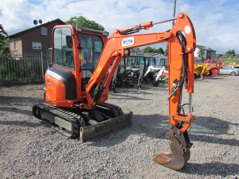 Kubota U 27-4 Minibagger 21.500 EUR - Mini ekskavatorius: foto 3 Kubota U 27-4 Minibagger 21.500 EUR - Mini ekskavatorius: foto 3