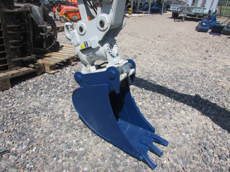 Takeuchi TB 225 Minibagger 44.000 EUR - Mini ekskavatorius: foto 3 Takeuchi TB 225 Minibagger 44.000 EUR - Mini ekskavatorius: foto 3
