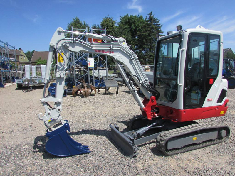 Takeuchi TB 225 Minibagger 44.000 EUR - Mini ekskavatorius: foto 2 Takeuchi TB 225 Minibagger 44.000 EUR - Mini ekskavatorius: foto 2