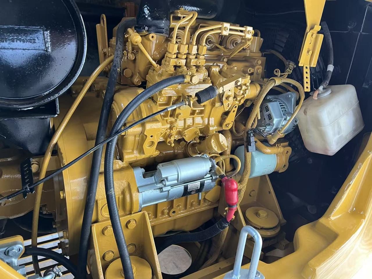 CATERPILLAR 305.5E2 - Mini ekskavatorius: foto 5 CATERPILLAR 305.5E2 - Mini ekskavatorius: foto 5