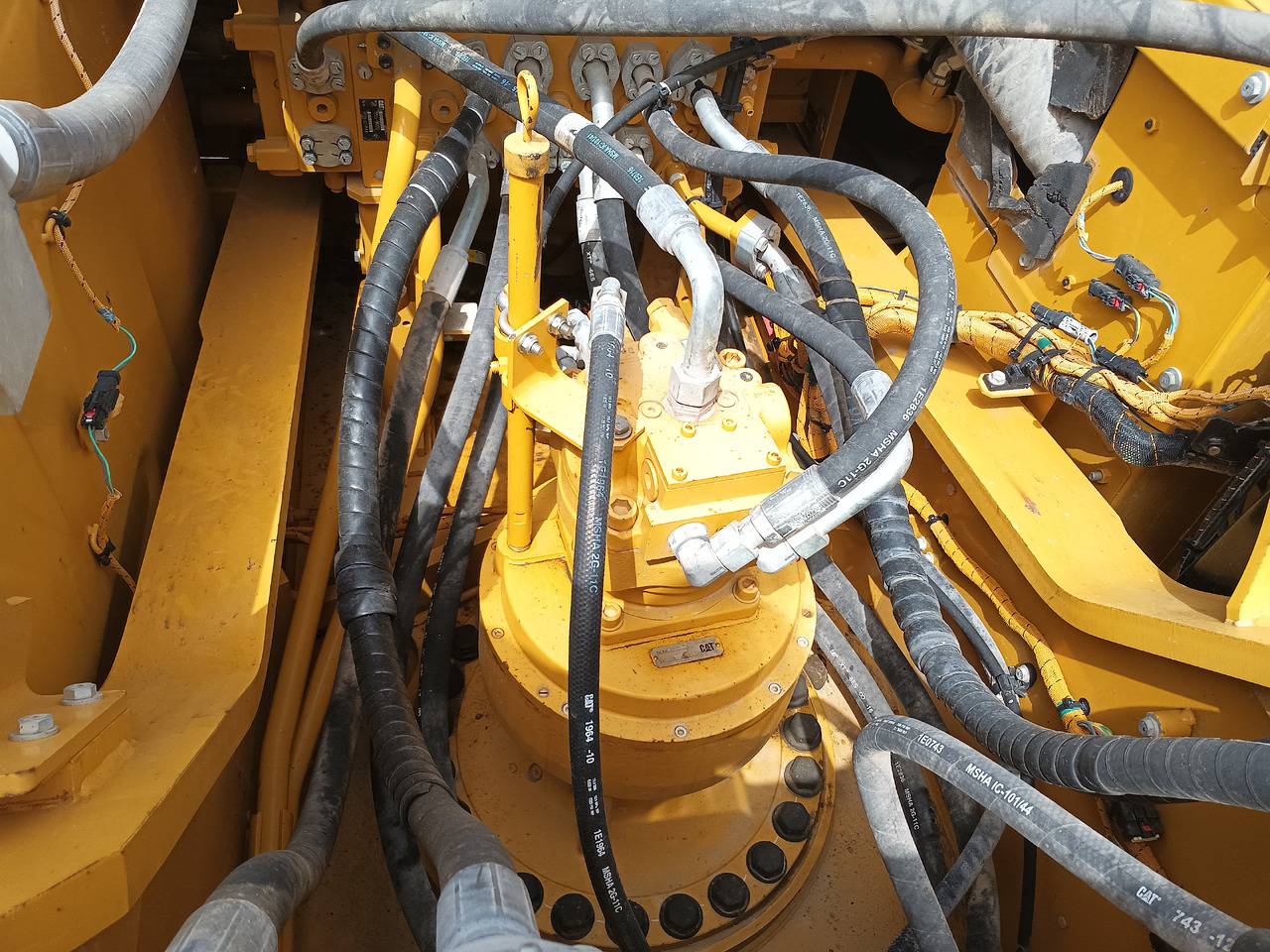 Vikšrinis ekskavatorius CATERPILLAR 336GC: foto 9