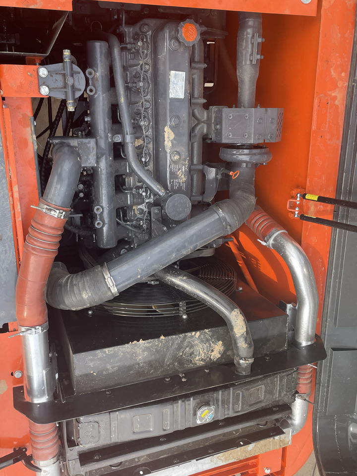 DOOSAN DX225LC-9C - Vikšrinis ekskavatorius: foto 5 DOOSAN DX225LC-9C - Vikšrinis ekskavatorius: foto 5