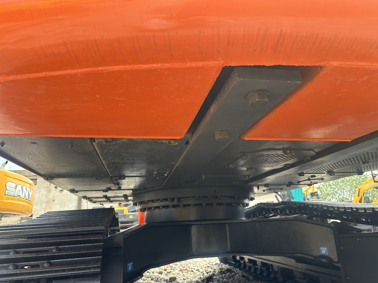 HITACHI ZX350H - Vikšrinis ekskavatorius: foto 3 HITACHI ZX350H - Vikšrinis ekskavatorius: foto 3