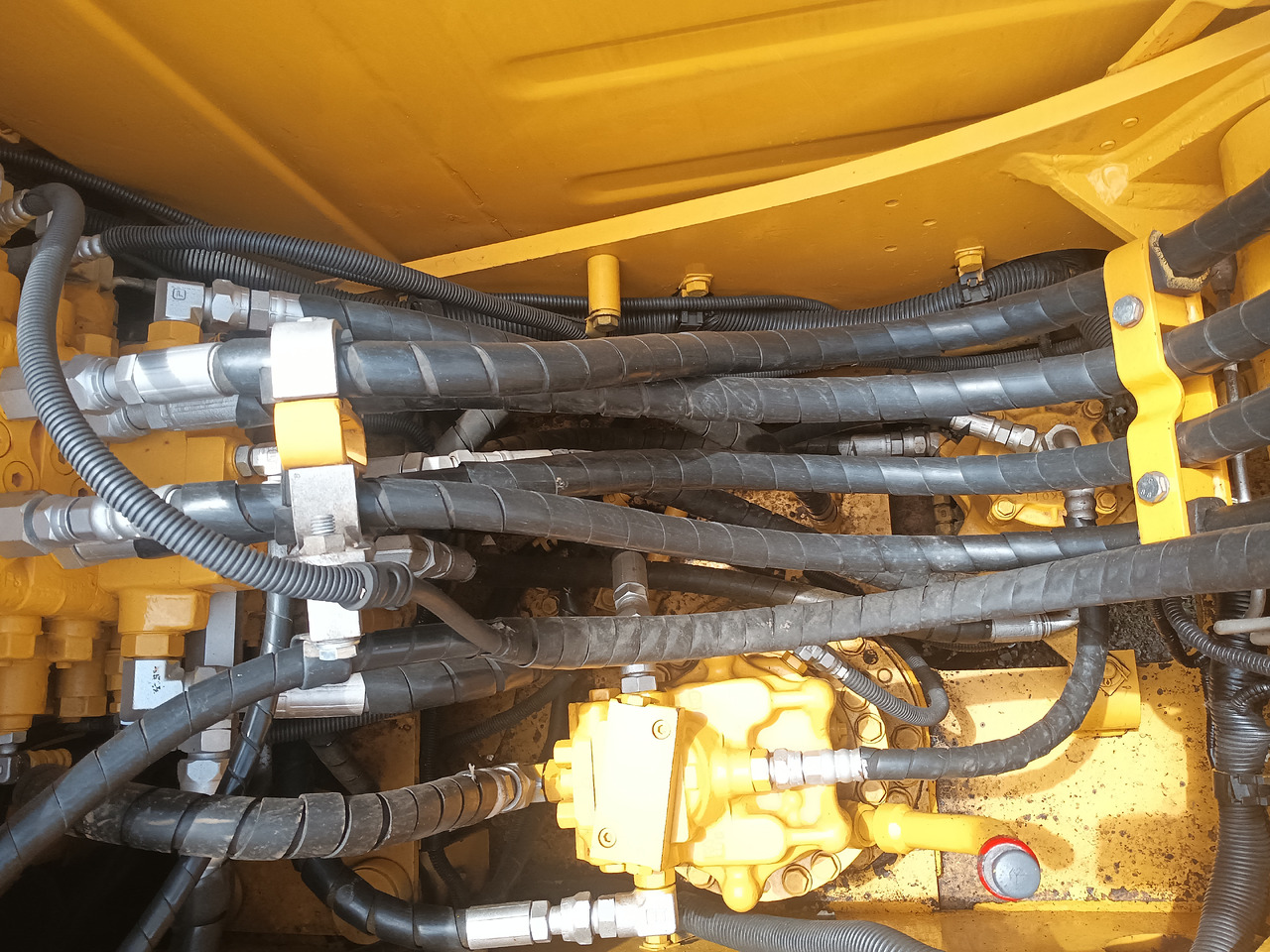 KOMATSU PC120 - Vikšrinis ekskavatorius: foto 3 KOMATSU PC120 - Vikšrinis ekskavatorius: foto 3