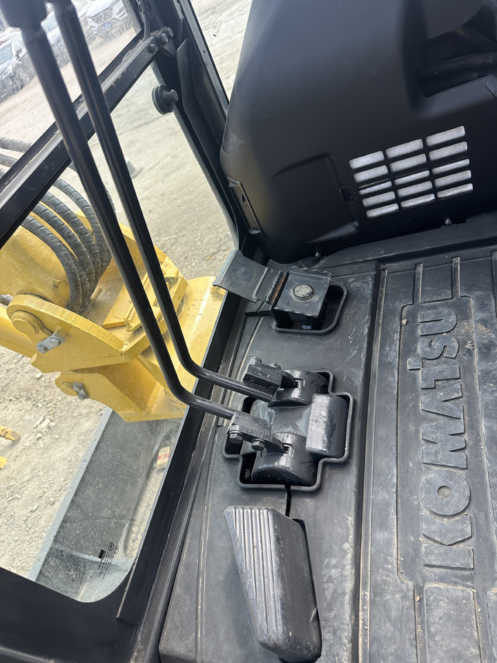 Mini ekskavatorius KOMATSU PC40MR: foto 6