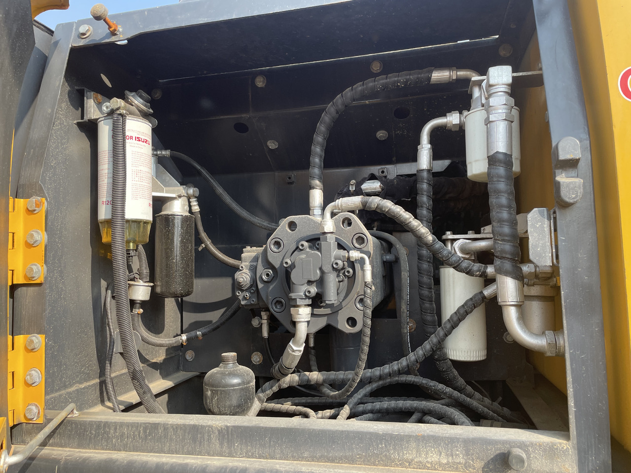 VOLVO EC 210 - Vikšrinis ekskavatorius: foto 3 VOLVO EC 210 - Vikšrinis ekskavatorius: foto 3
