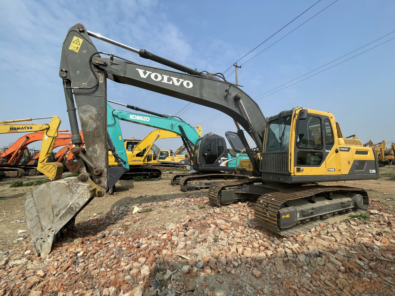 VOLVO EC200D - Vikšrinis ekskavatorius: foto 3 VOLVO EC200D - Vikšrinis ekskavatorius: foto 3
