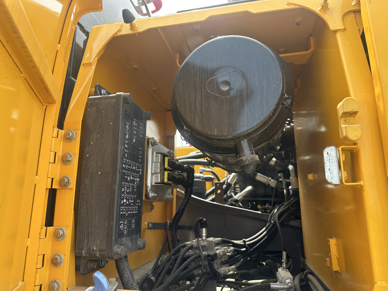 VOLVO EC250D - Vikšrinis ekskavatorius: foto 2 VOLVO EC250D - Vikšrinis ekskavatorius: foto 2