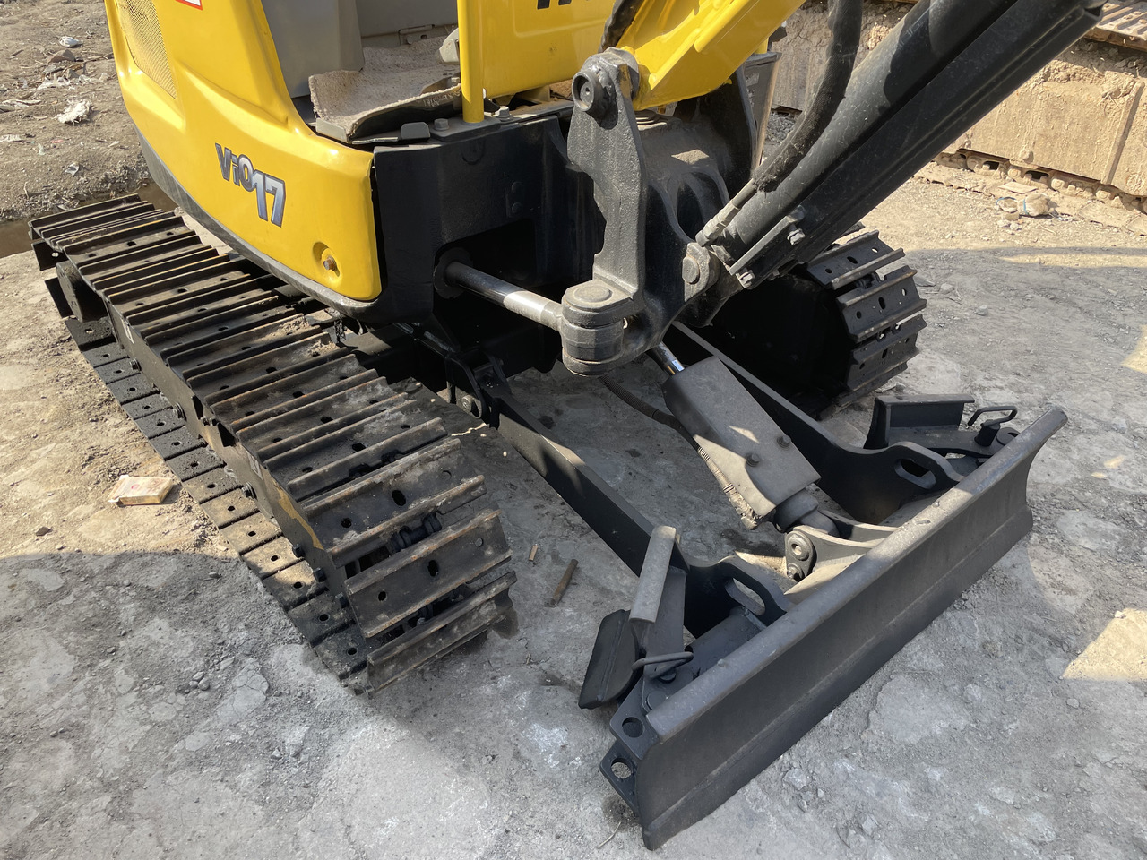 YANMAR Vio17 - Mini ekskavatorius: foto 4 YANMAR Vio17 - Mini ekskavatorius: foto 4