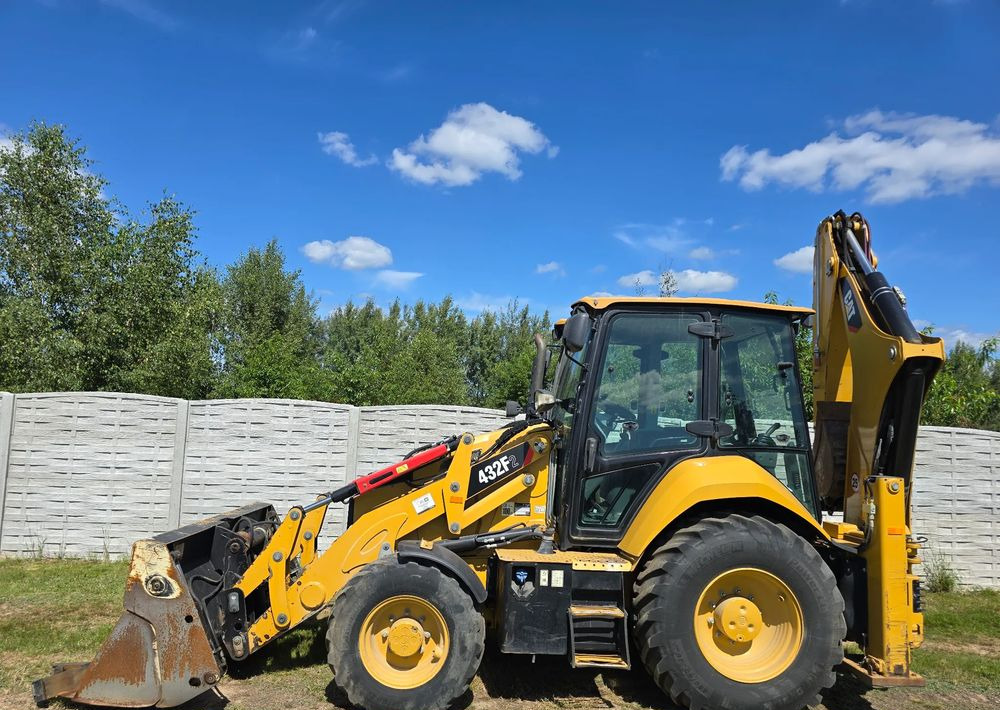 Caterpillar - Ekskavatorius-krautuvas: foto 5 Caterpillar - Ekskavatorius-krautuvas: foto 5