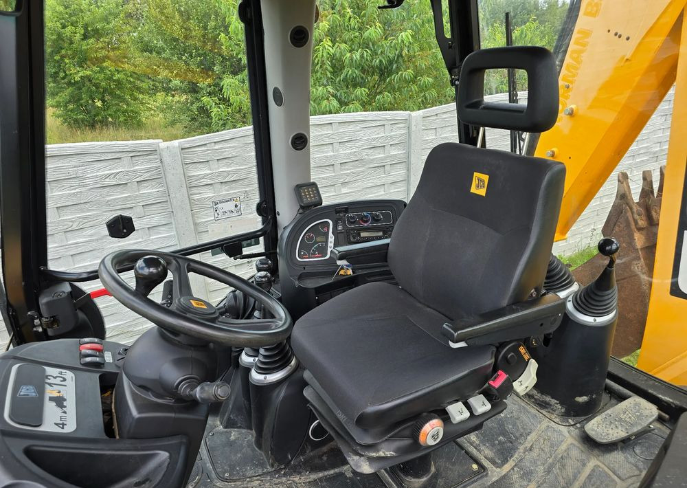 JCB - Ekskavatorius-krautuvas: foto 3 JCB - Ekskavatorius-krautuvas: foto 3