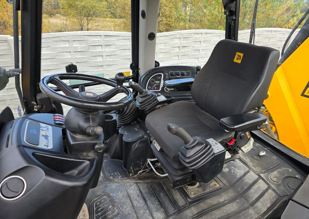 JCB - Ekskavatorius-krautuvas: foto 3 JCB - Ekskavatorius-krautuvas: foto 3