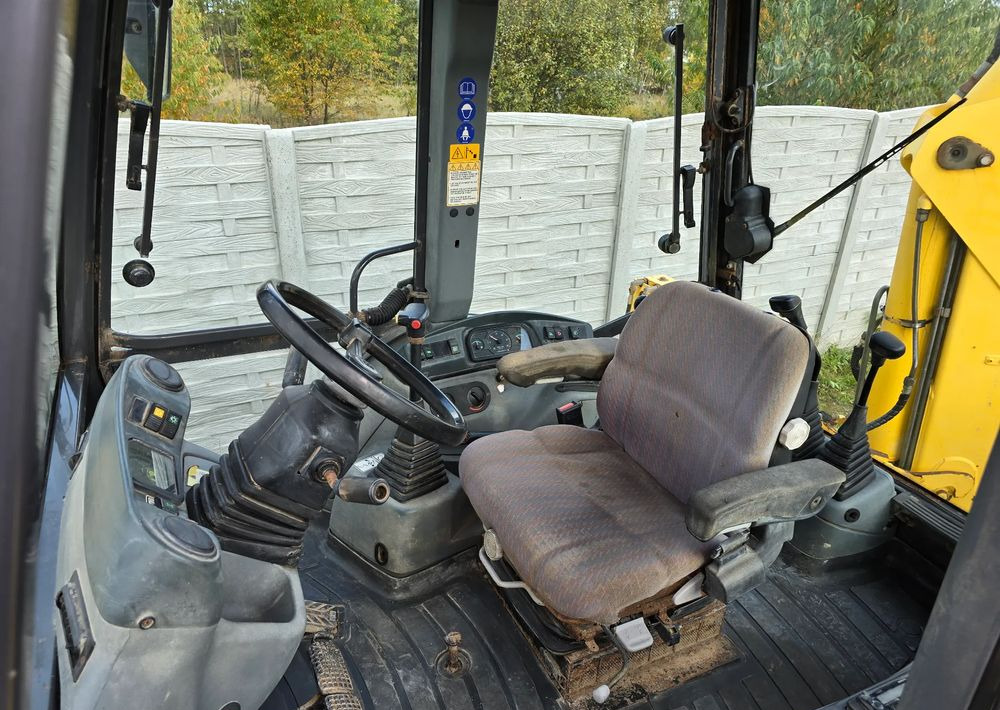 New Holland - Ekskavatorius-krautuvas: foto 3 New Holland - Ekskavatorius-krautuvas: foto 3