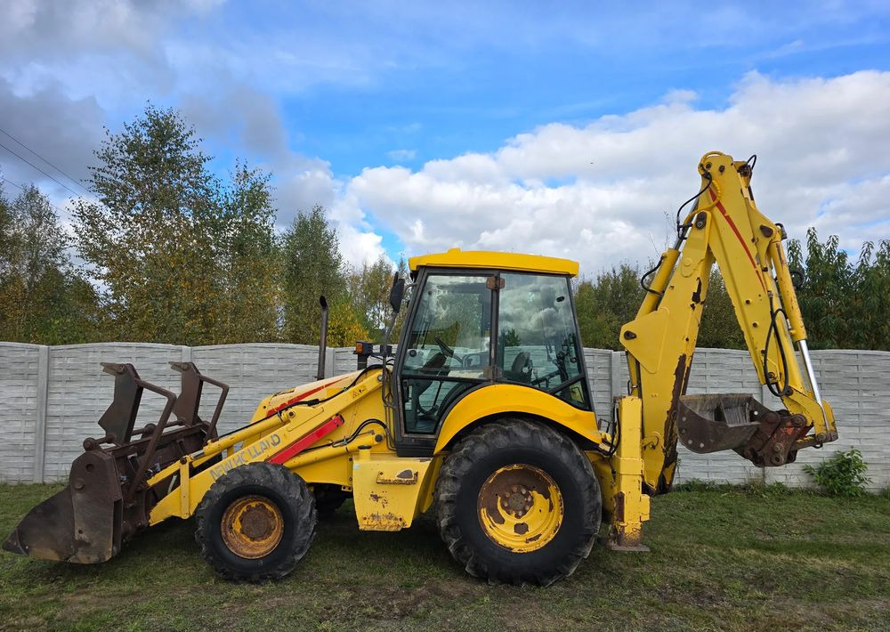 New Holland - Ekskavatorius-krautuvas: foto 5 New Holland - Ekskavatorius-krautuvas: foto 5