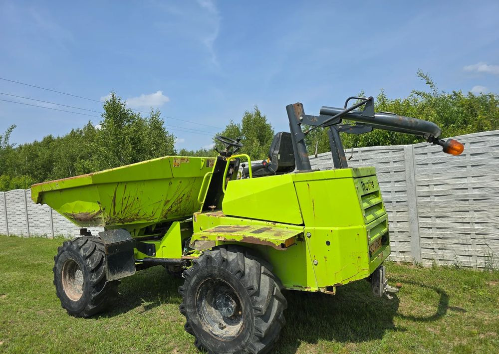 Savivartis Thwaites: foto 10