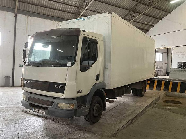DAF AE 45 LF 3 12 - Refrižeratorius sunkvežimis: foto 2 DAF AE 45 LF 3 12 - Refrižeratorius sunkvežimis: foto 2