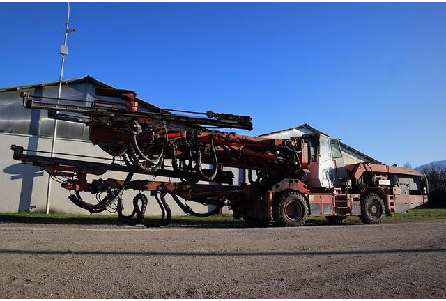 Sandvik DT1130-SC - Gręžimo mašina: foto 1 Sandvik DT1130-SC - Gręžimo mašina: foto 1