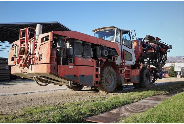 Sandvik DT1130-SC - Gręžimo mašina: foto 3 Sandvik DT1130-SC - Gręžimo mašina: foto 3