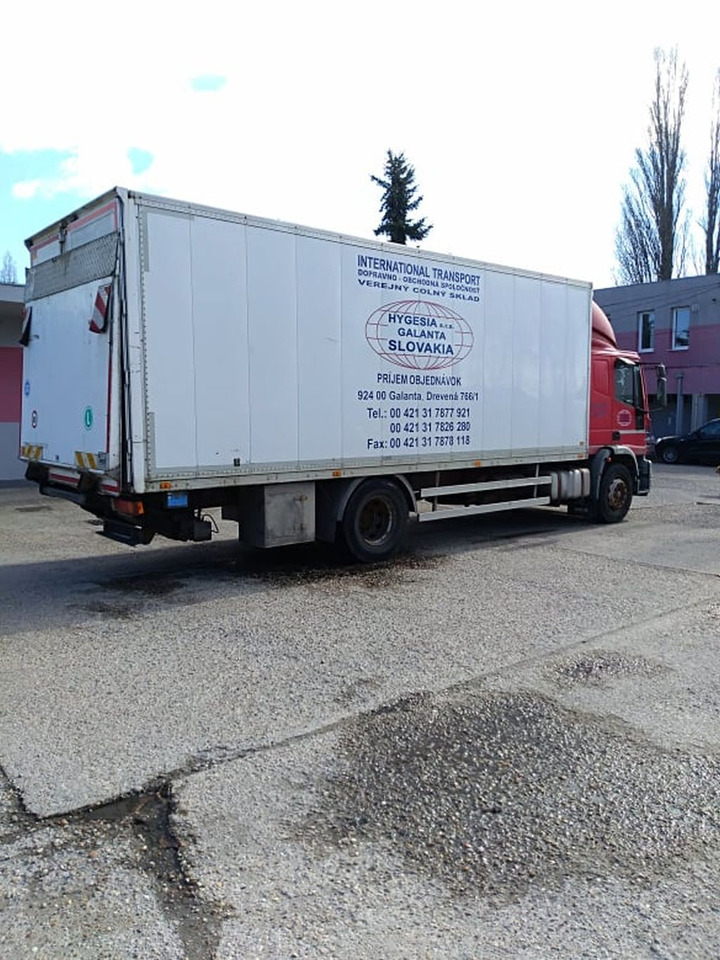 Iveco EuroCargo 180 E24 - Furgonas sunkvežimis: foto 4 Iveco EuroCargo 180 E24 - Furgonas sunkvežimis: foto 4