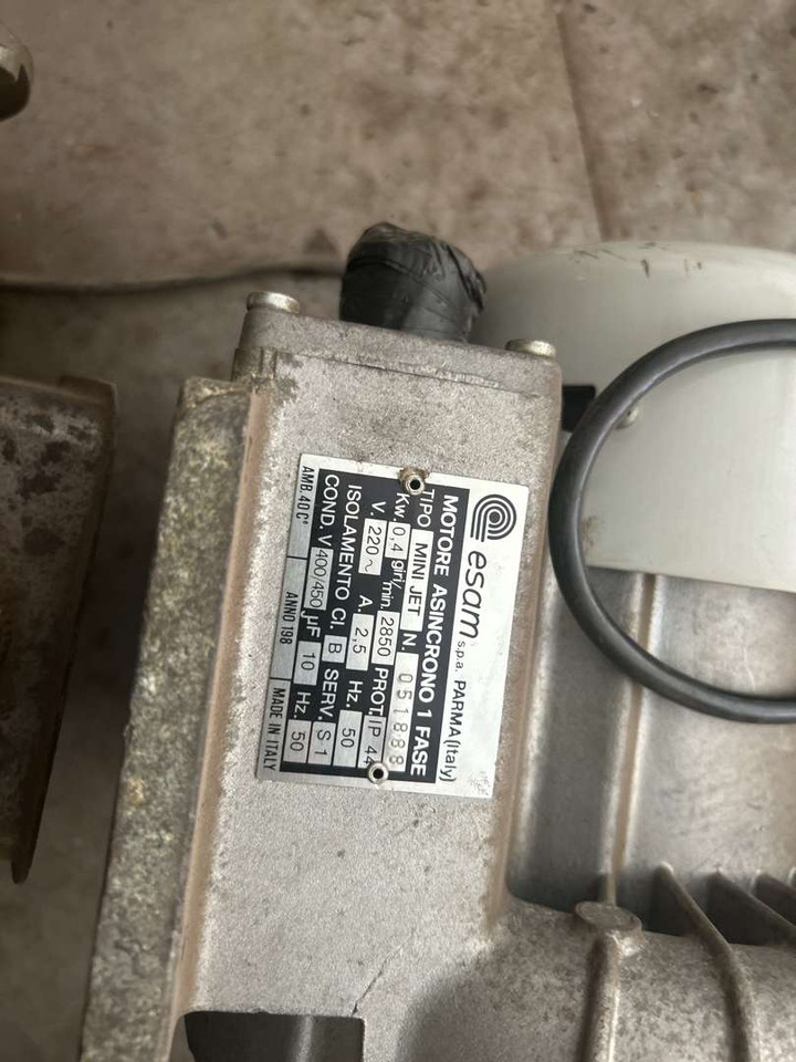 7 stk Elektro motorer (Uten minstepris) - Garažo įranga: foto 2 7 stk Elektro motorer (Uten minstepris) - Garažo įranga: foto 2